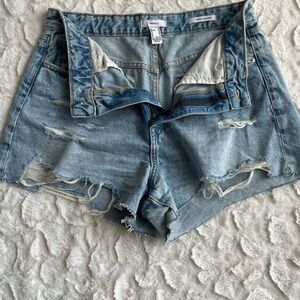 Forever 21 Women’s size 28 Light Blue Distressed Jean Shorts